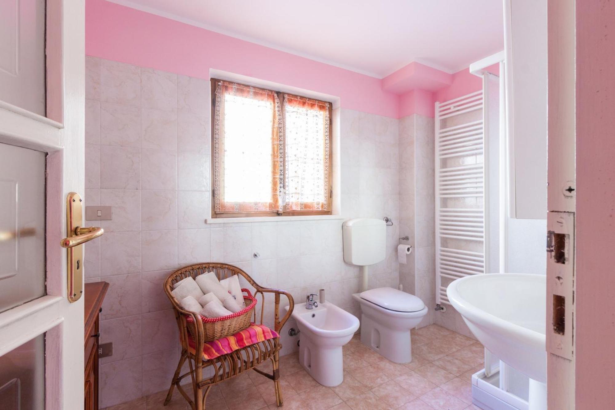 Castel Boglione Bed And Breakfast Val D'Oche الغرفة الصورة